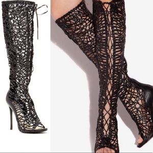 Lace open toe Boots